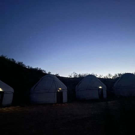 Kyzylkum Nights Camp & Family Yurt Hotel Nurota Exterior photo