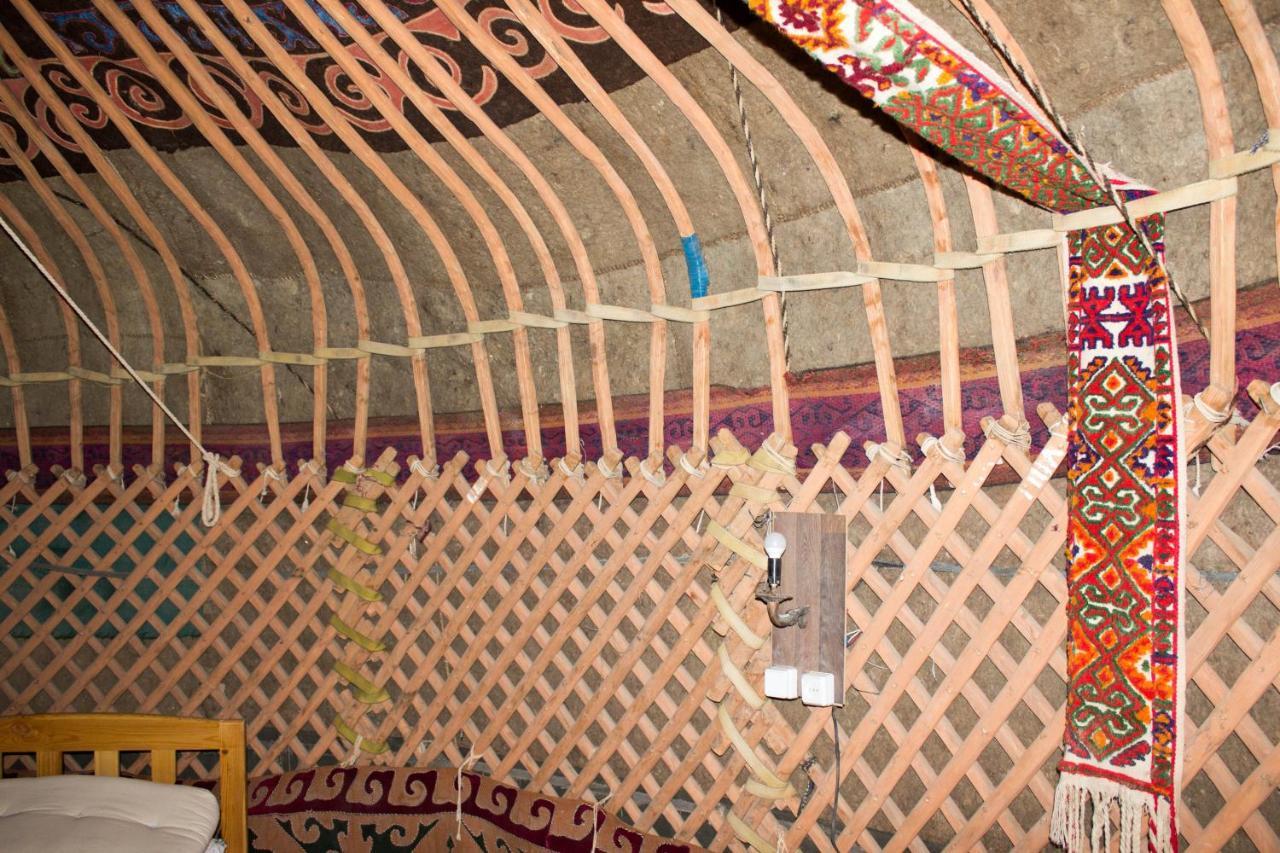 Kyzylkum Nights Camp & Family Yurt Hotel Nurota Exterior photo