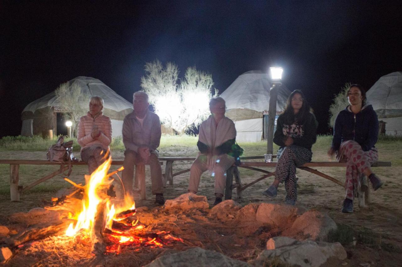 Kyzylkum Nights Camp & Family Yurt Hotel Nurota Exterior photo