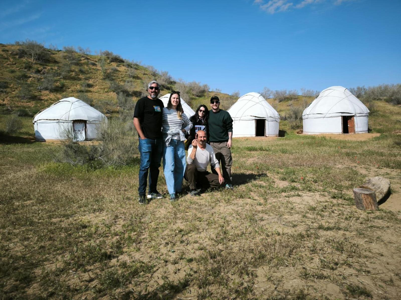 Kyzylkum Nights Camp & Family Yurt Hotel Nurota Exterior photo