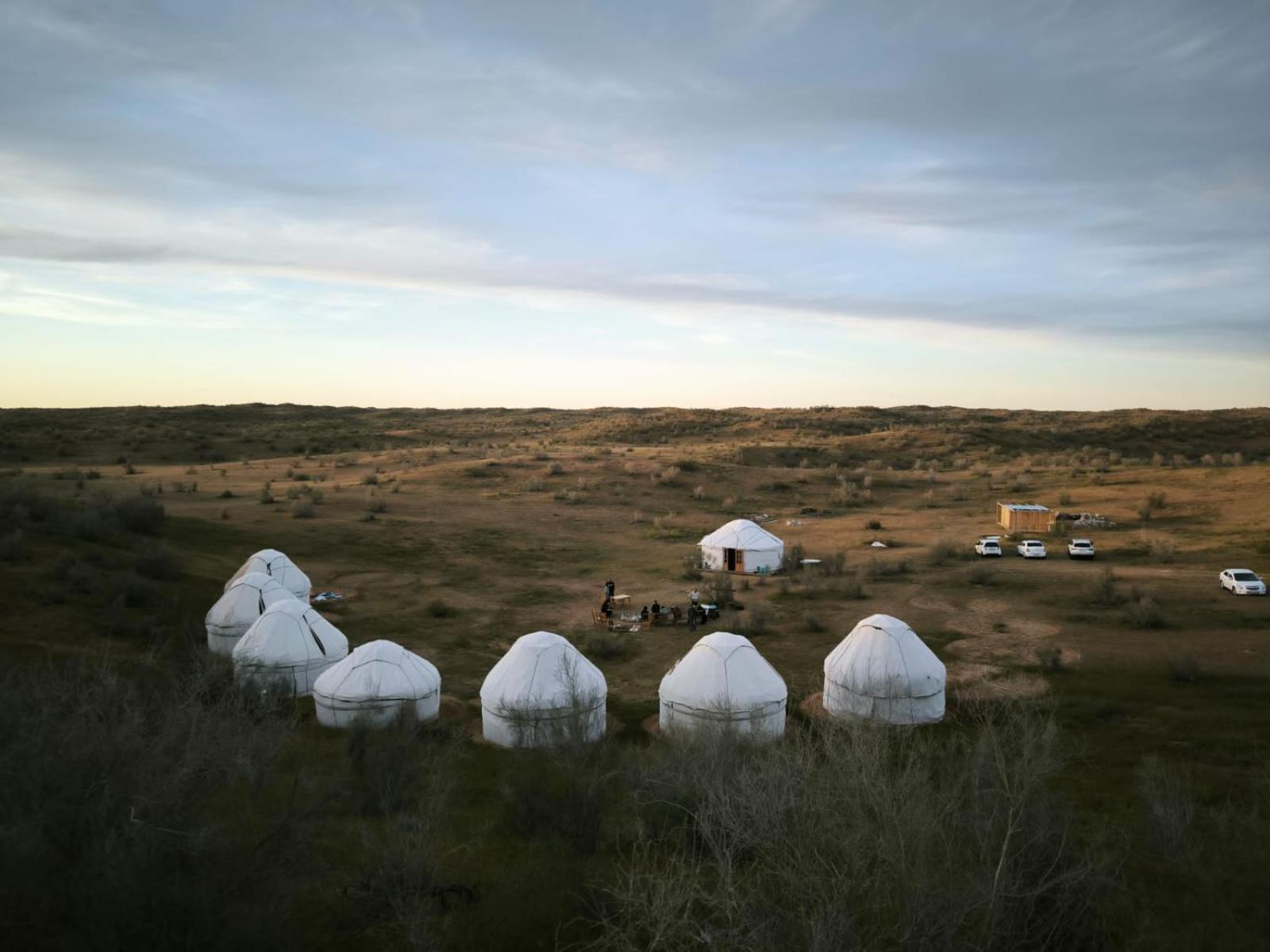 Kyzylkum Nights Camp & Family Yurt Hotel Nurota Exterior photo
